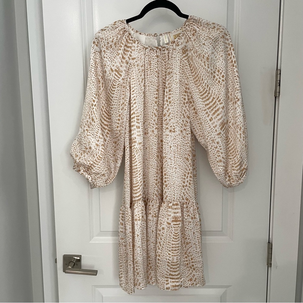Emily McCarthy Dallas Balloon Sleeve Mini Dress Animal Print Silky Flowy. L6 - Picture 2 of 10